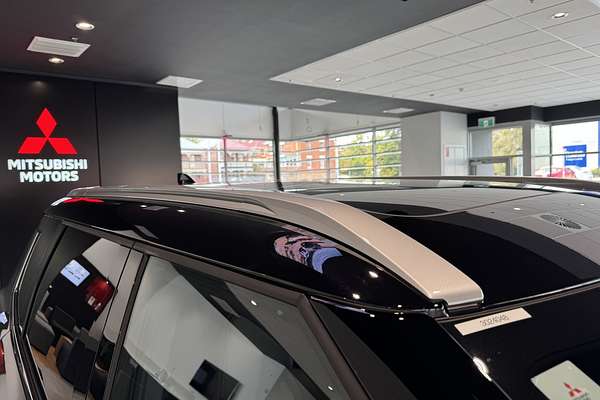 2025 Mitsubishi Outlander PHEV Exceed Tourer ZM