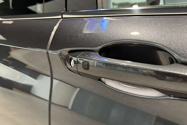 2025 Mitsubishi Outlander PHEV Exceed Tourer ZM