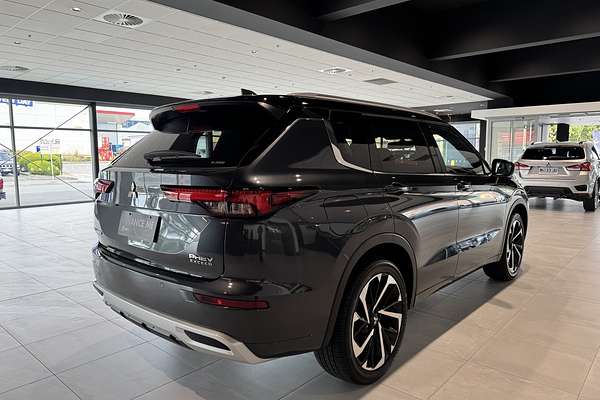 2025 Mitsubishi Outlander PHEV Exceed Tourer ZM