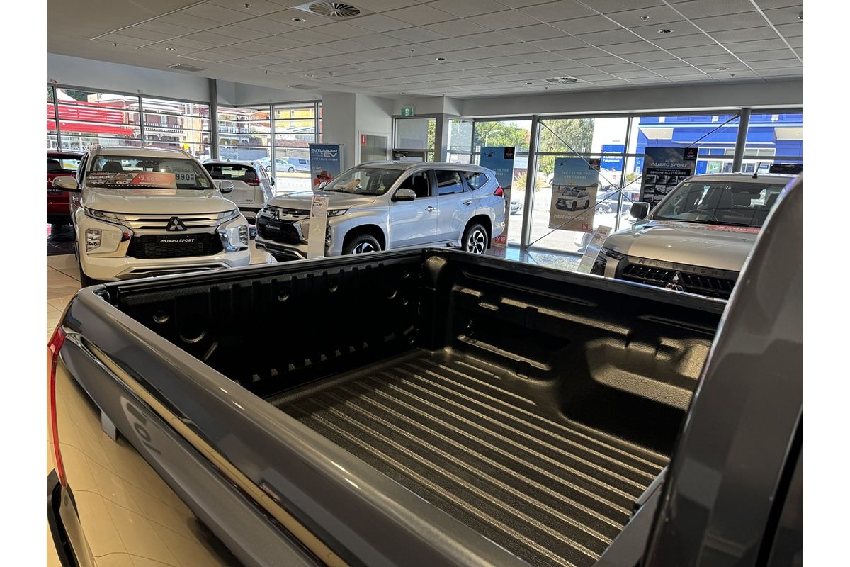 2024 Mitsubishi MV Triton GLS 2.4L D 6A/T 4X4 DC PU