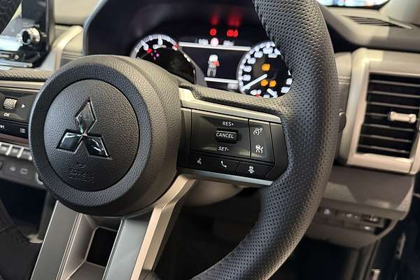 2024 Mitsubishi Triton GLS MV