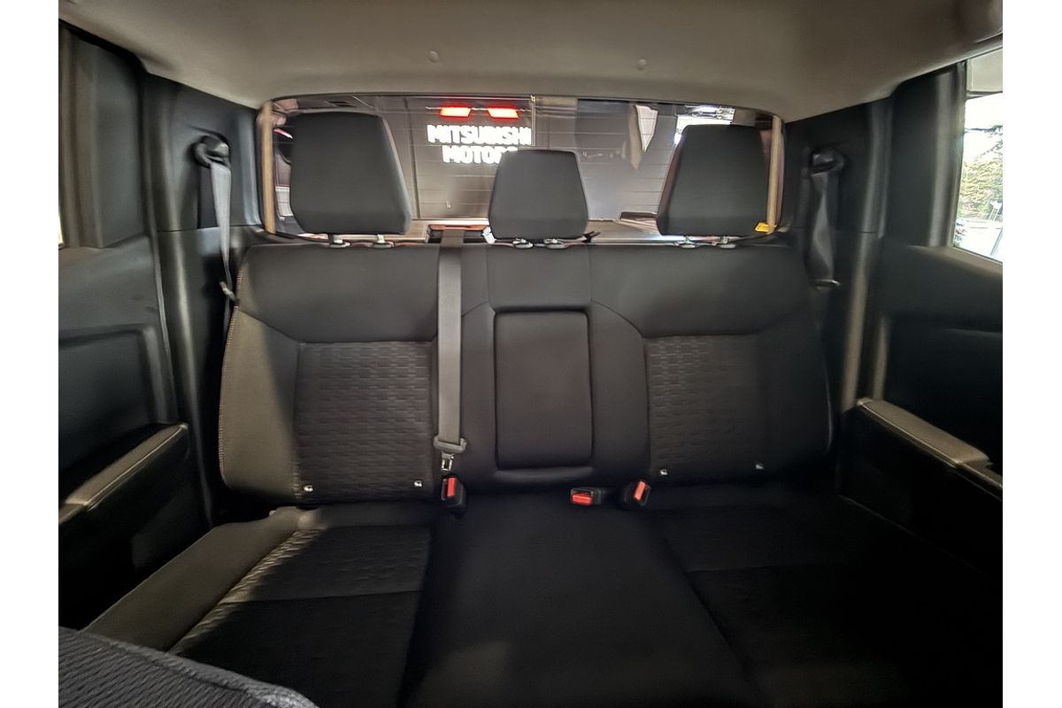 2024 Mitsubishi Triton GLS MV 4X4