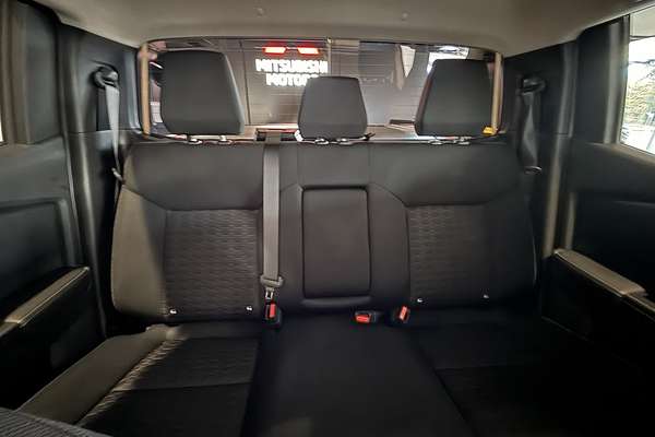 2024 Mitsubishi Triton GLS MV