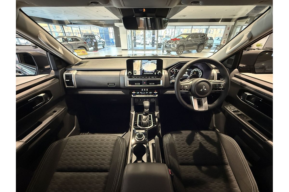 2024 Mitsubishi Triton GLS MV 4X4