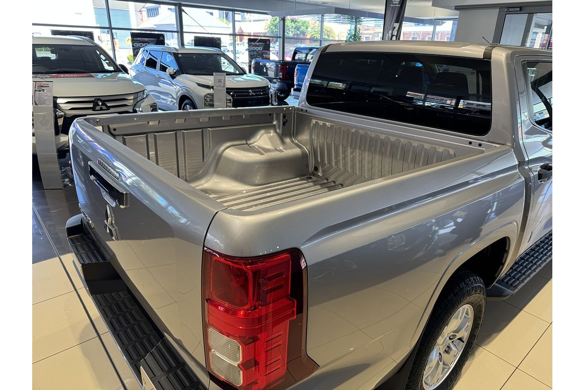 2024 Mitsubishi MV Triton GLX+ 2.4L D 6A/T 4X4 DC PU