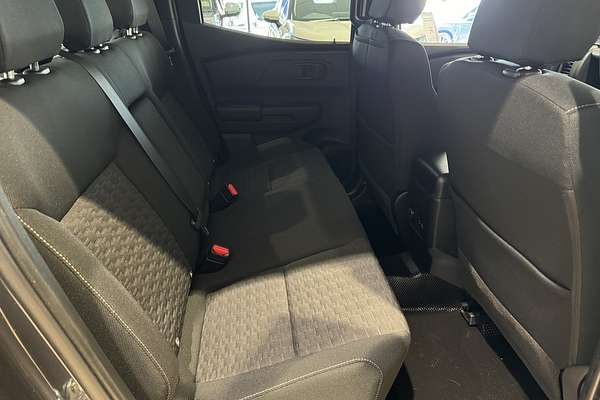 2024 Mitsubishi Triton GLX+ MV 4X4