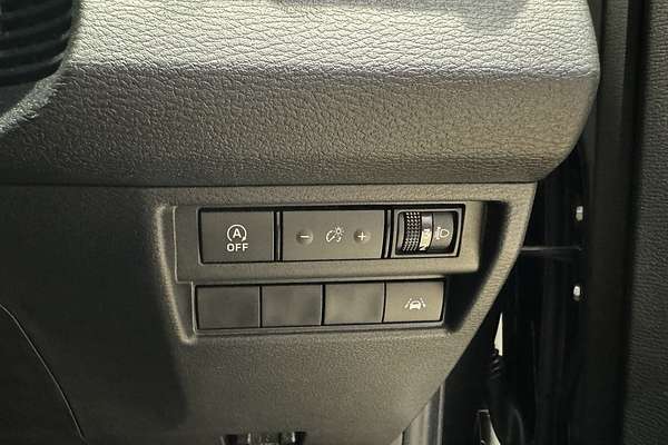 2024 Mitsubishi Triton GLX+ MV 4X4