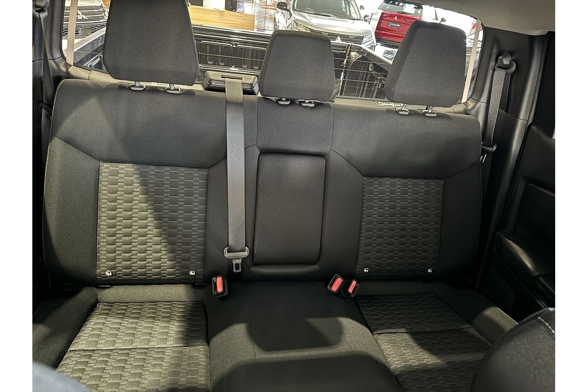 2024 Mitsubishi MV Triton GLX+ 2.4L D 6A/T 4X4 DC PU