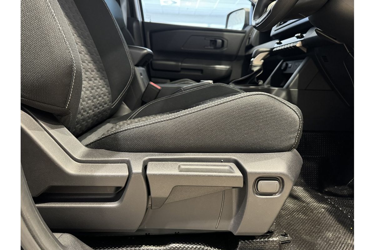 2024 Mitsubishi MV Triton GLX+ 2.4L D 6A/T 4X4 DC PU
