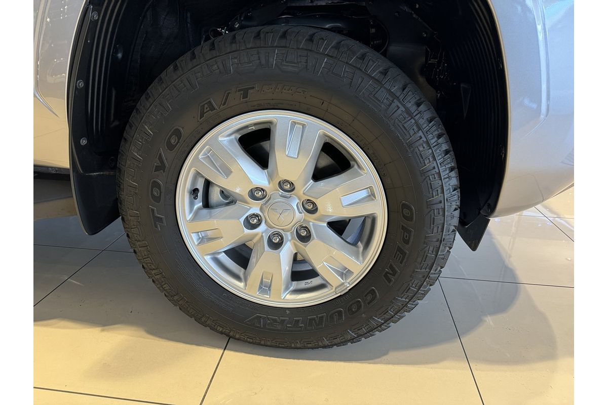 2024 Mitsubishi MV Triton GLX+ 2.4L D 6A/T 4X4 DC PU