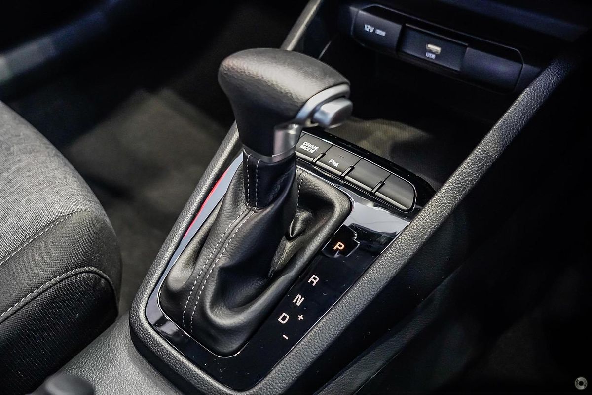 2025 Kia Stonic S YB