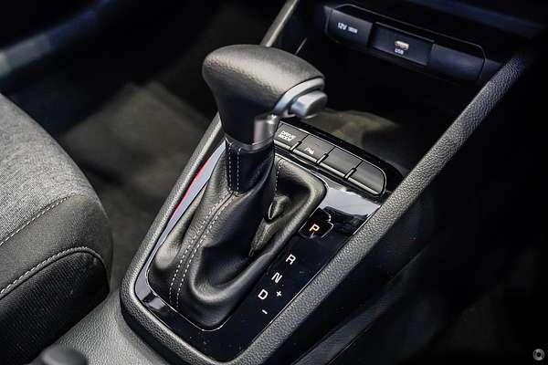 2025 Kia Stonic S YB