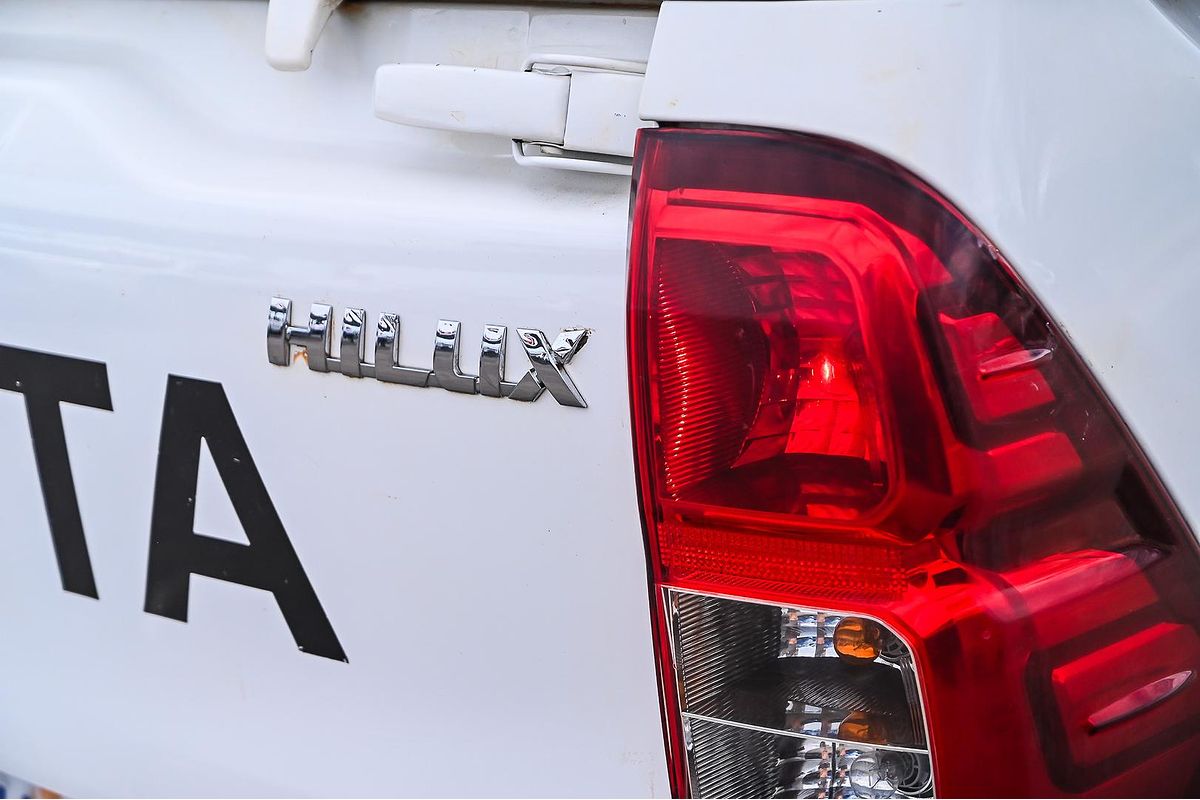 2020 Toyota Hilux SR GUN126R 4X4