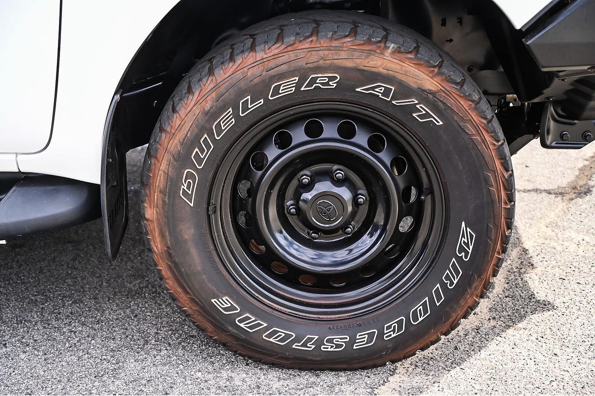 2020 Toyota Hilux SR GUN126R 4X4