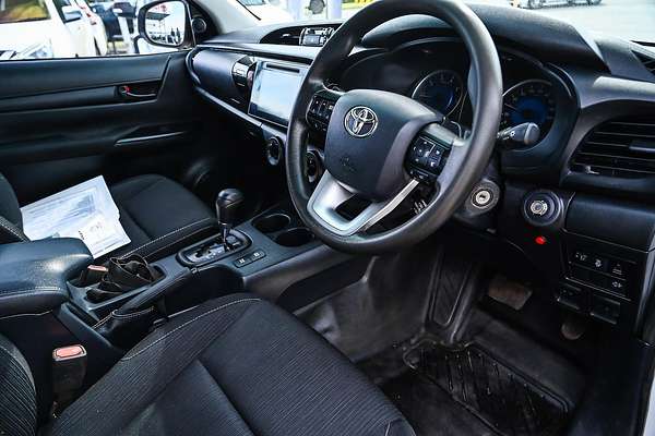 2020 Toyota Hilux SR GUN126R 4X4