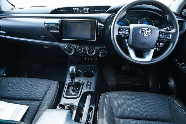 2020 Toyota Hilux SR GUN126R 4X4