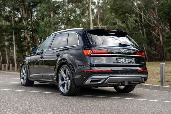2021 Audi Q7 50 TDI S line 4M