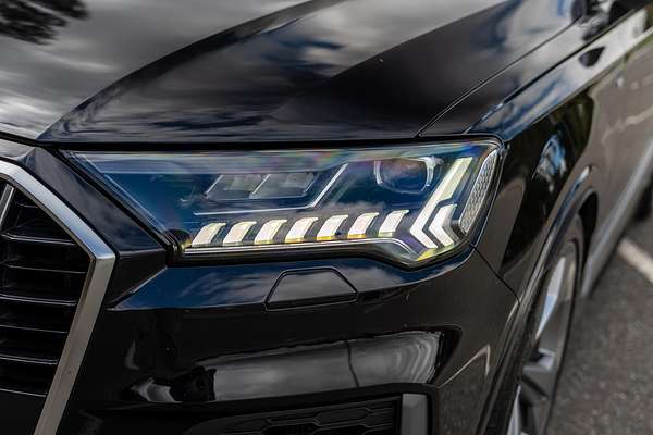 2021 Audi Q7 50 TDI S line 4M