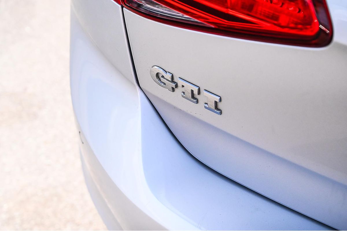 2015 Volkswagen Golf GTI 7