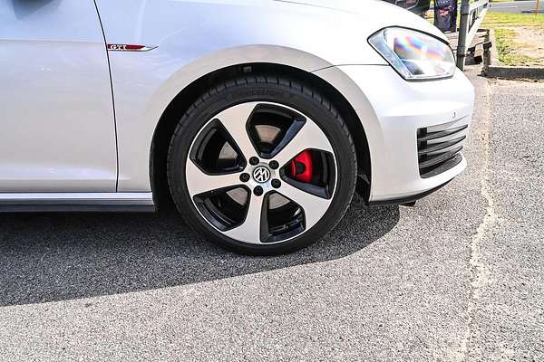 2015 Volkswagen Golf GTI 7