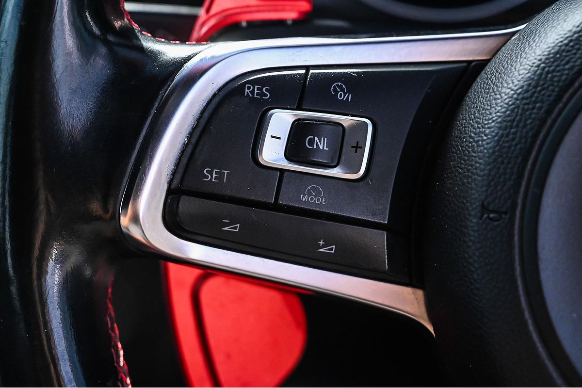 2015 Volkswagen Golf GTI 7