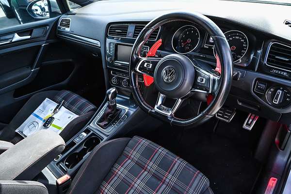 2015 Volkswagen Golf GTI 7