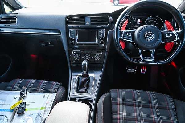 2015 Volkswagen Golf GTI 7
