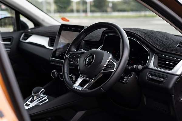 2022 Renault Captur Intens XJB