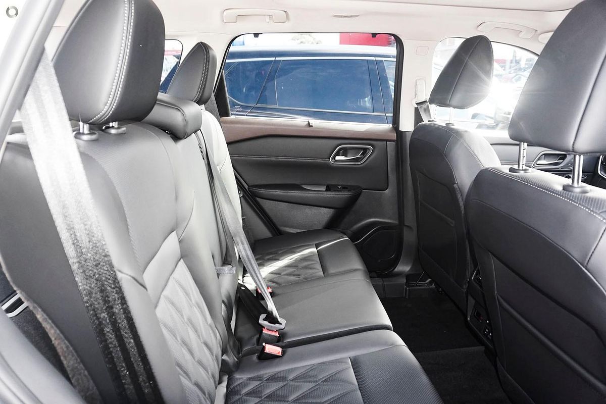 2025 Nissan X-TRAIL Ti-L T33
