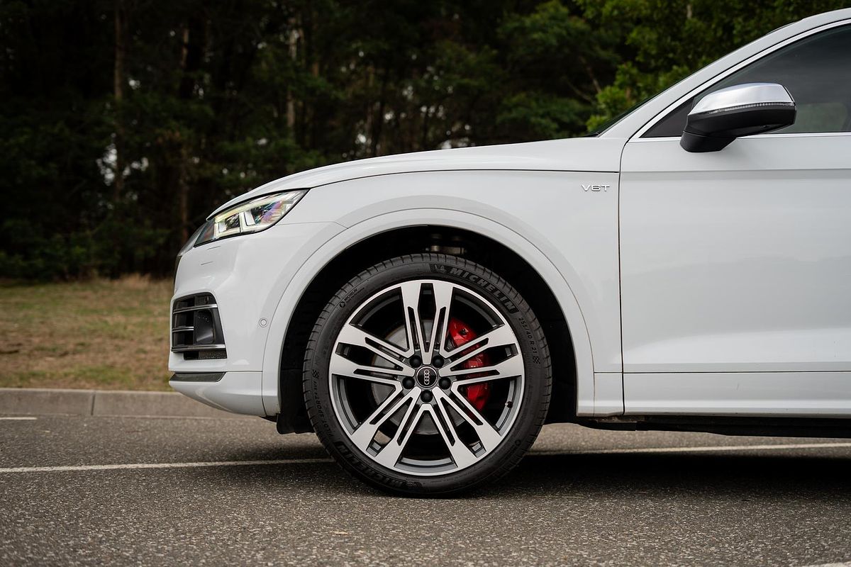 2019 Audi SQ5 FY