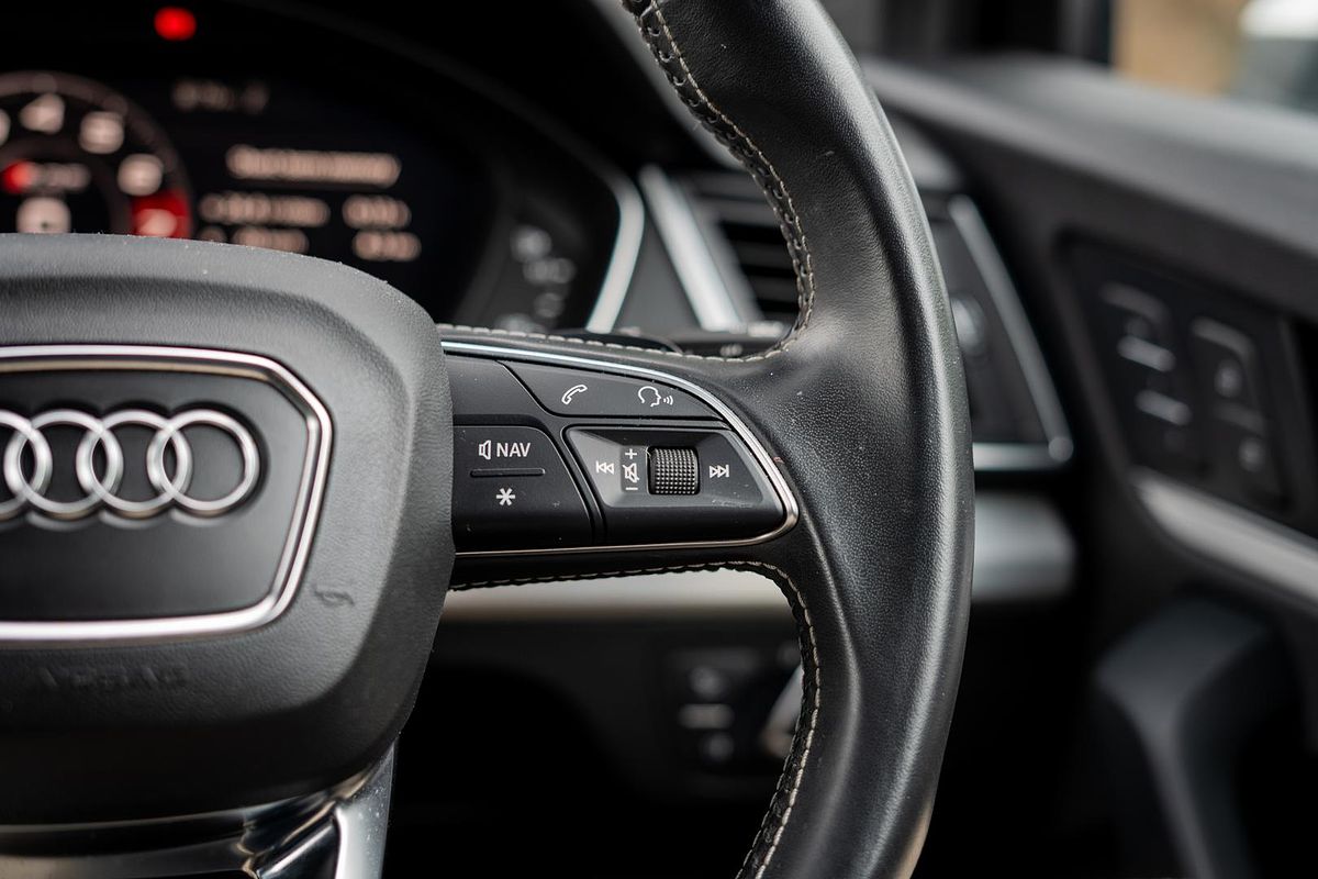 2019 Audi SQ5 FY