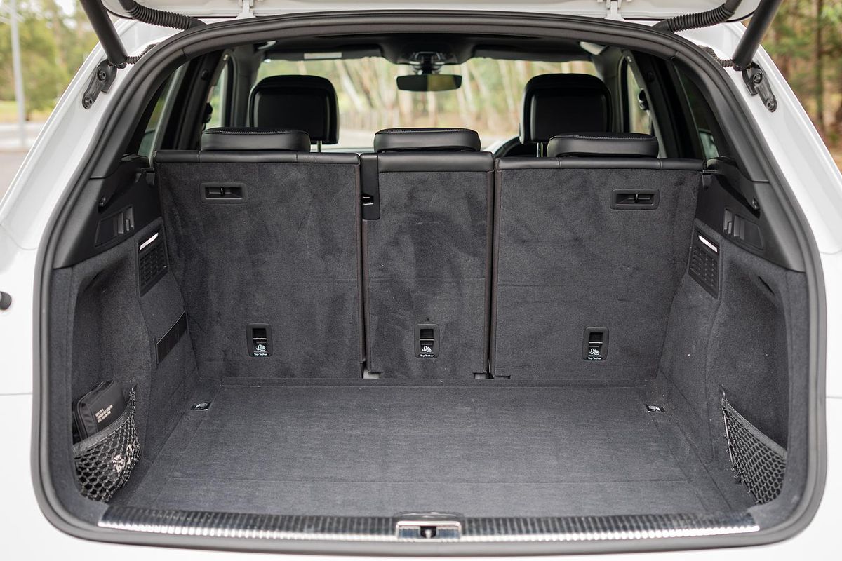 2019 Audi SQ5 FY