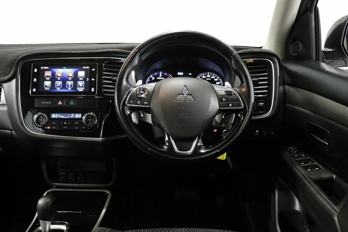 2016 Mitsubishi Outlander LS Safety Pack ZK