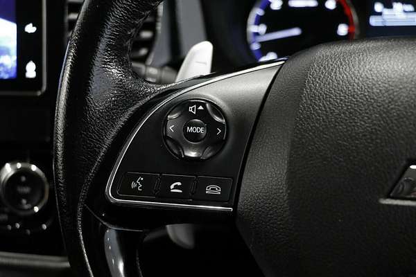 2016 Mitsubishi Outlander LS Safety Pack ZK