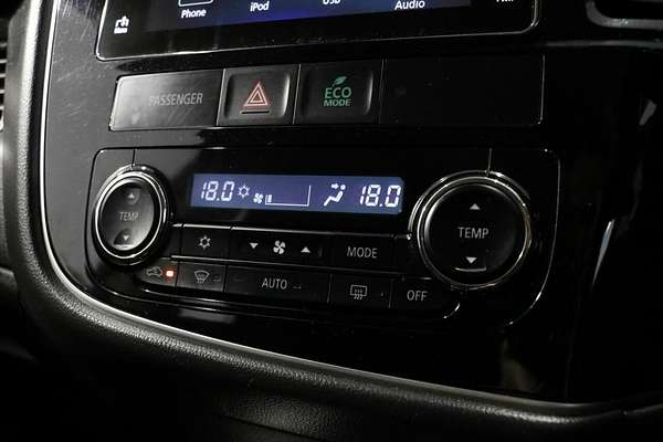 2016 Mitsubishi Outlander LS Safety Pack ZK