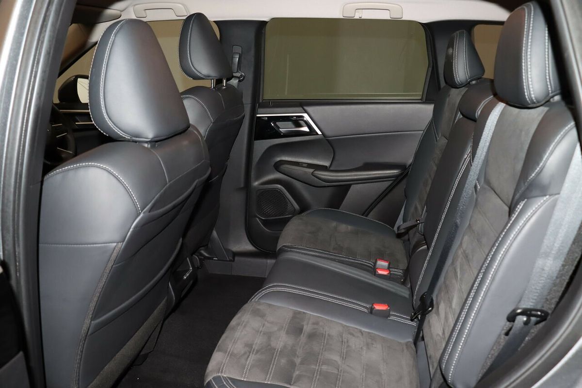 2022 Mitsubishi Outlander Aspire ZM