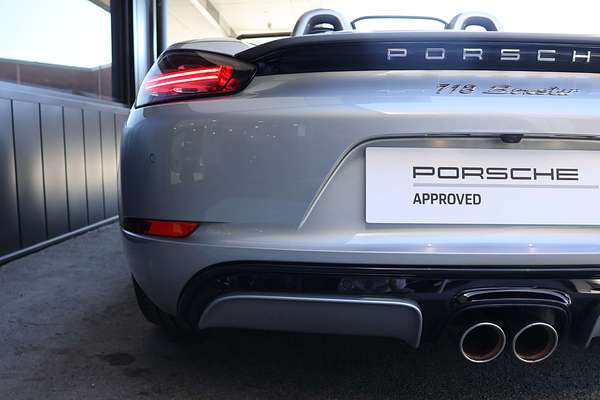 2023 Porsche 718 Boxster 982