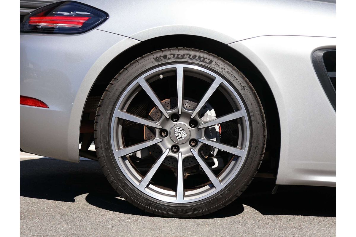 2023 Porsche 718 Boxster 982
