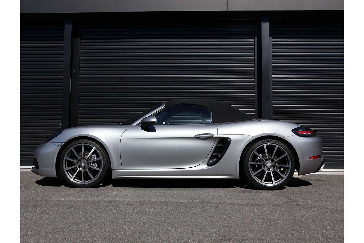 2023 Porsche 718 Boxster 982