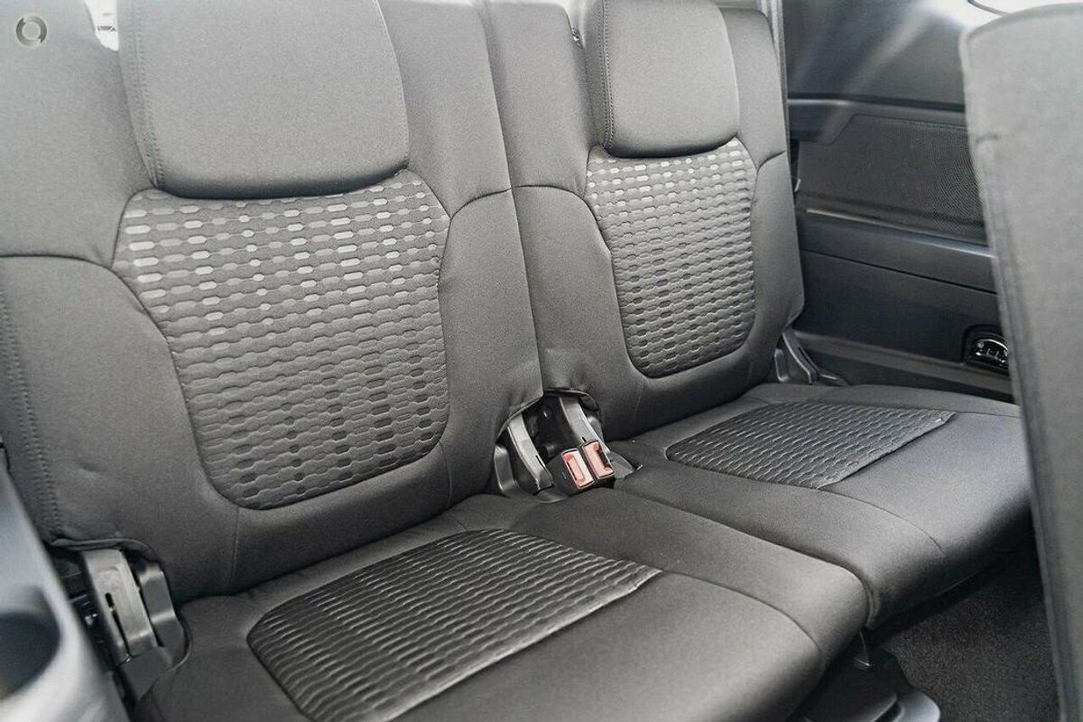 2024 Ford Everest Ambiente