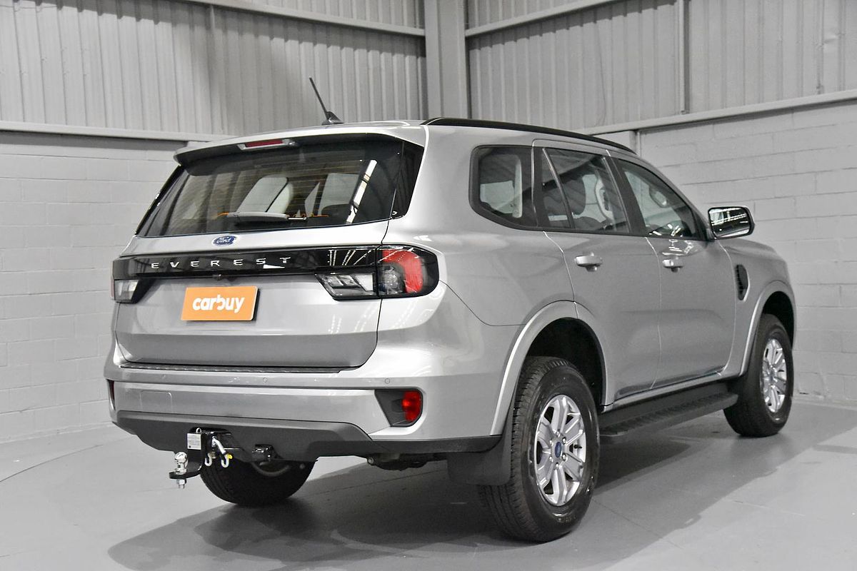 2024 Ford Everest Ambiente