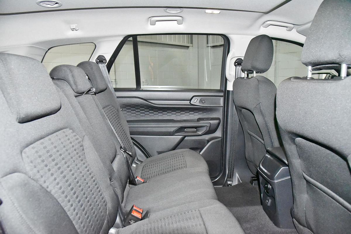 2024 Ford Everest Ambiente