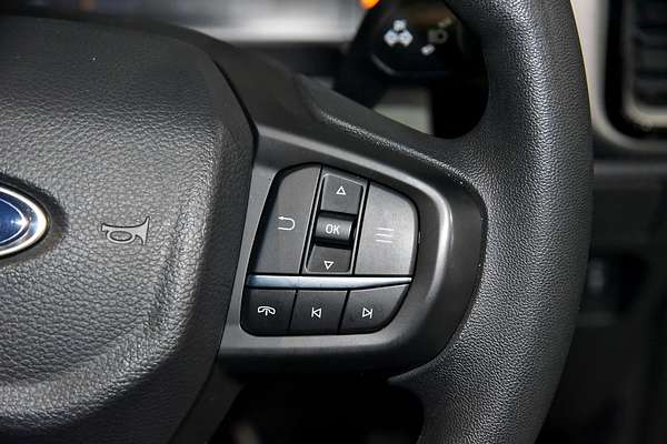 2024 Ford Everest Ambiente