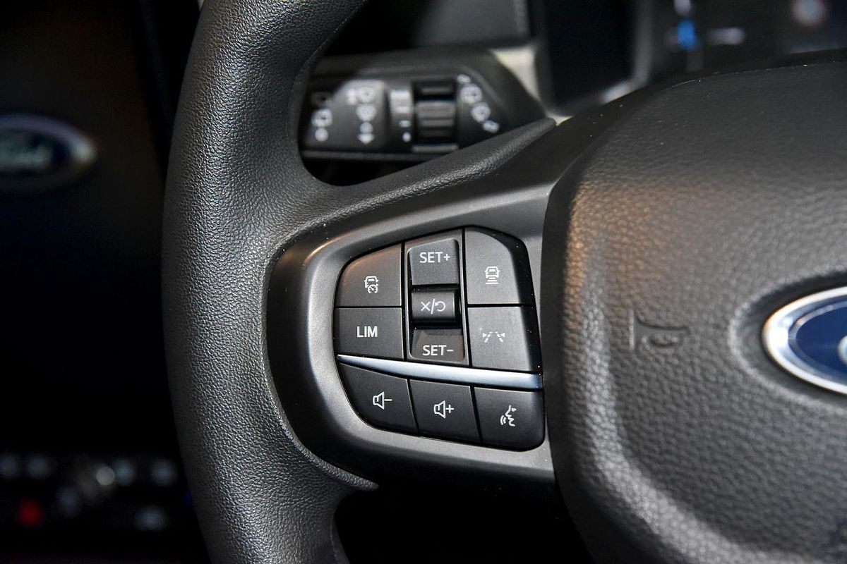 2024 Ford Everest Ambiente