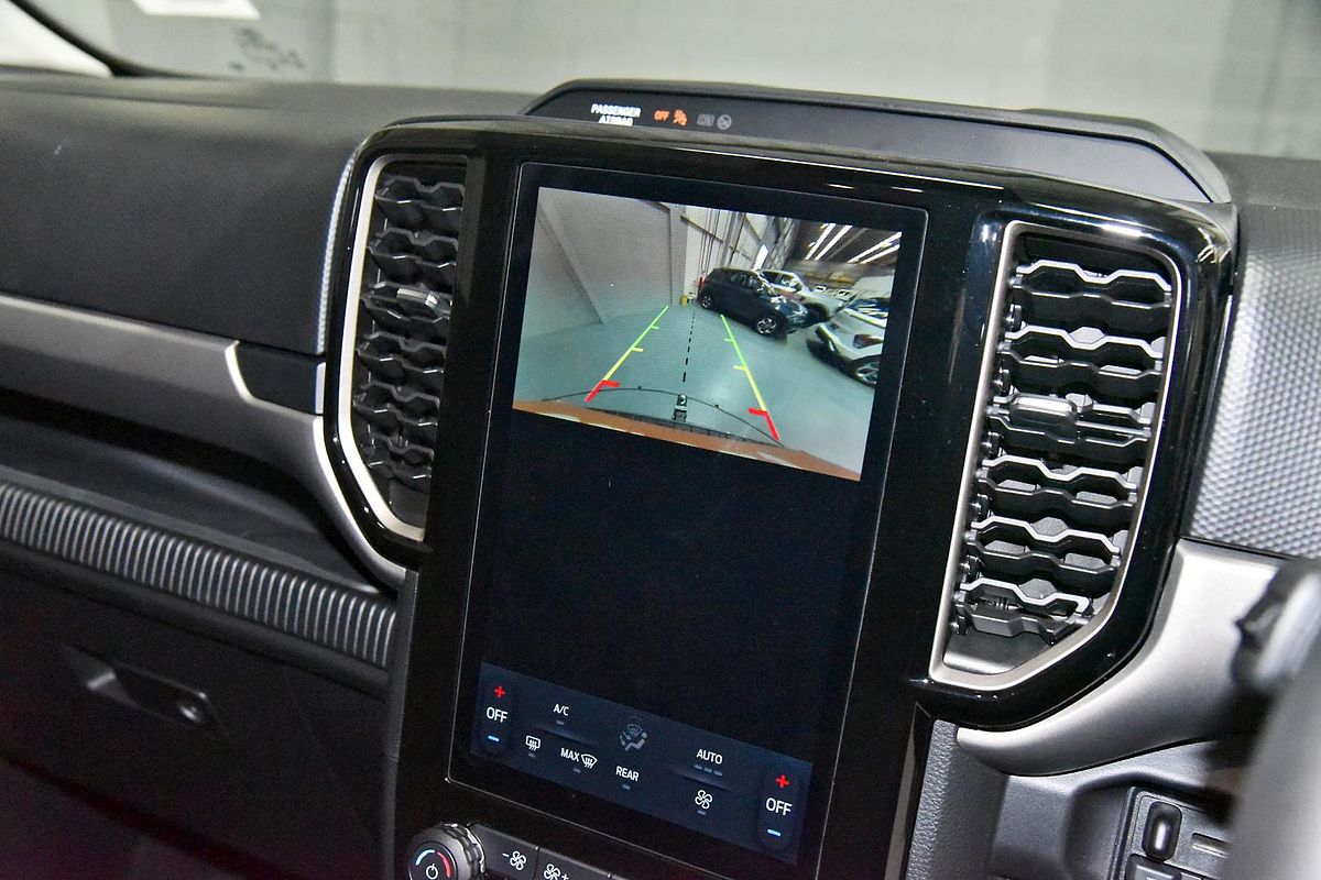 2024 Ford Everest Ambiente