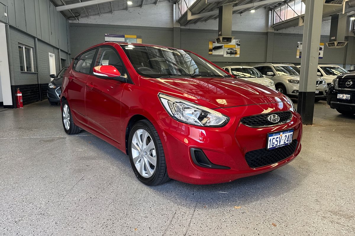 2019 Hyundai Accent Sport RB6