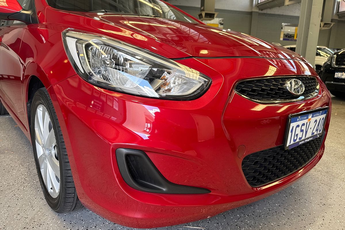 2019 Hyundai Accent Sport RB6
