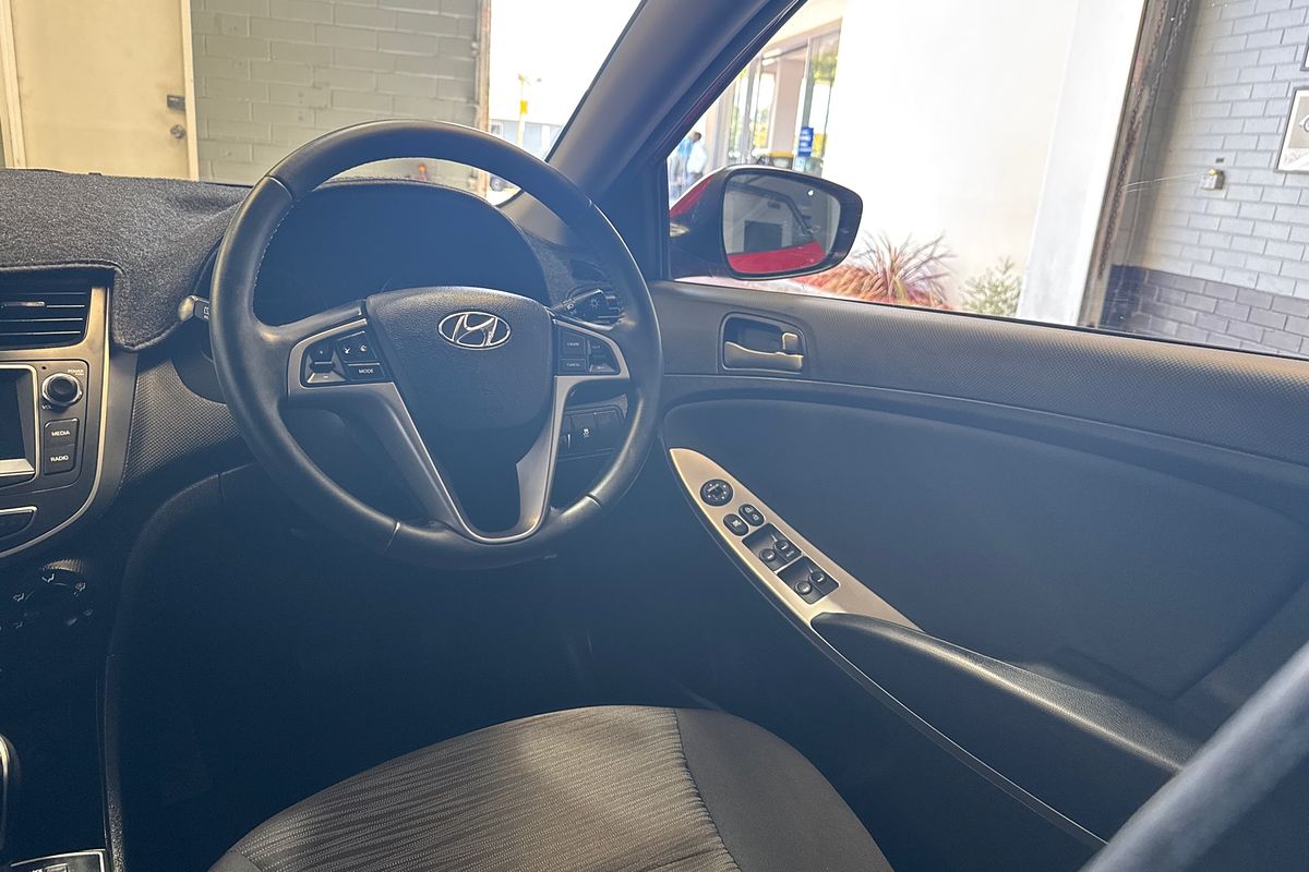 2019 Hyundai Accent Sport RB6
