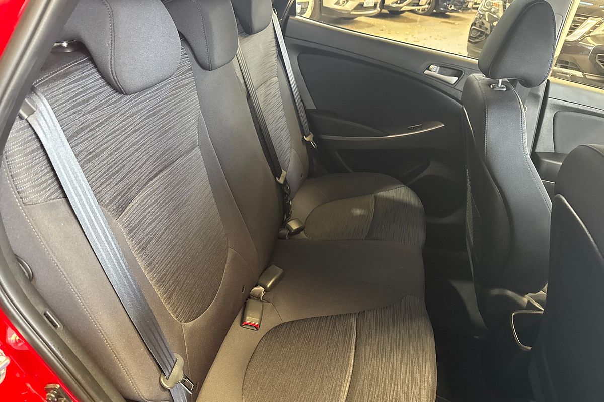 2019 Hyundai Accent Sport RB6