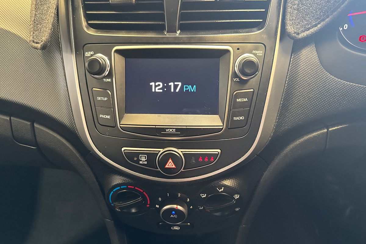 2019 Hyundai Accent Sport RB6